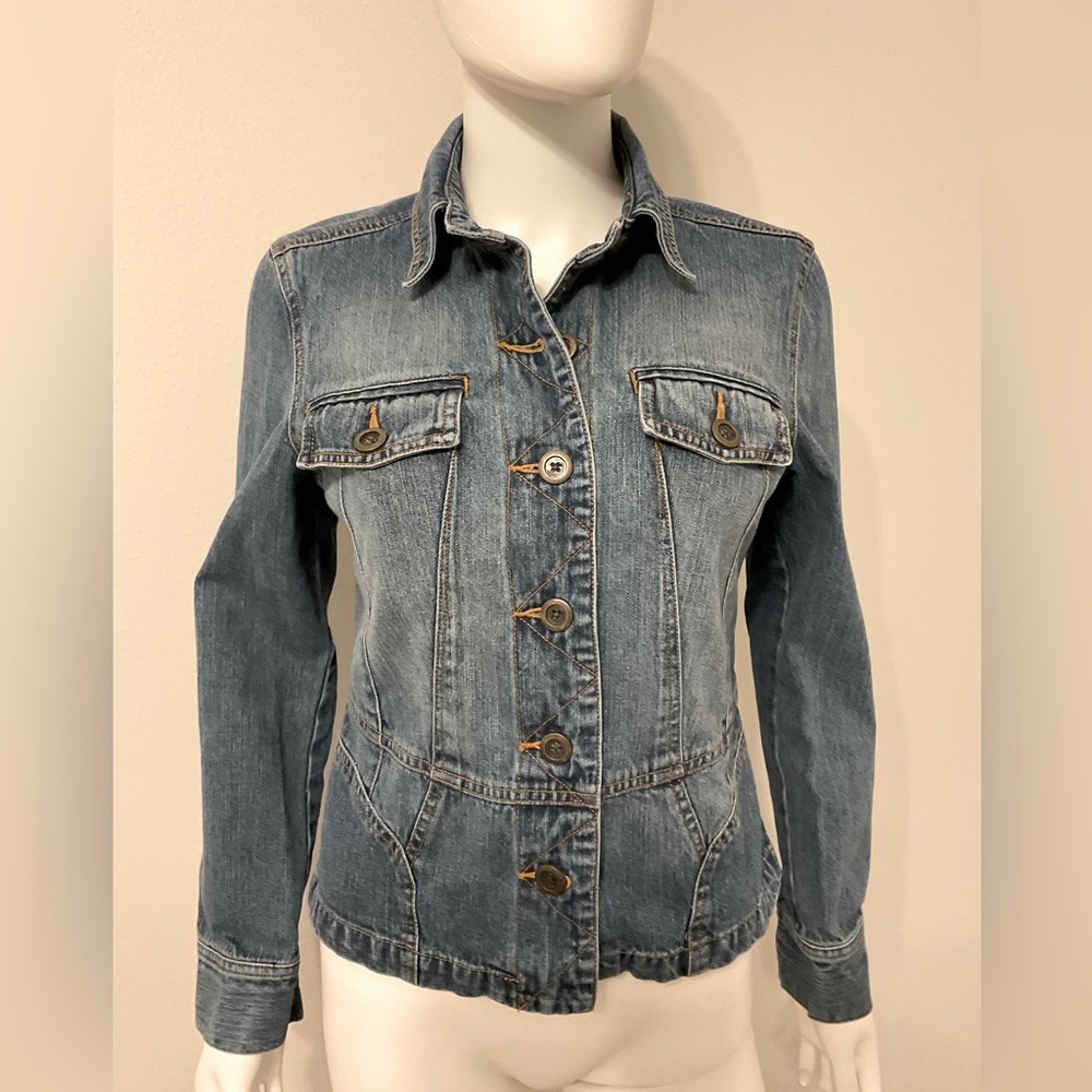 THE LIMITED denim blazer SZ - S. Excellent condition .